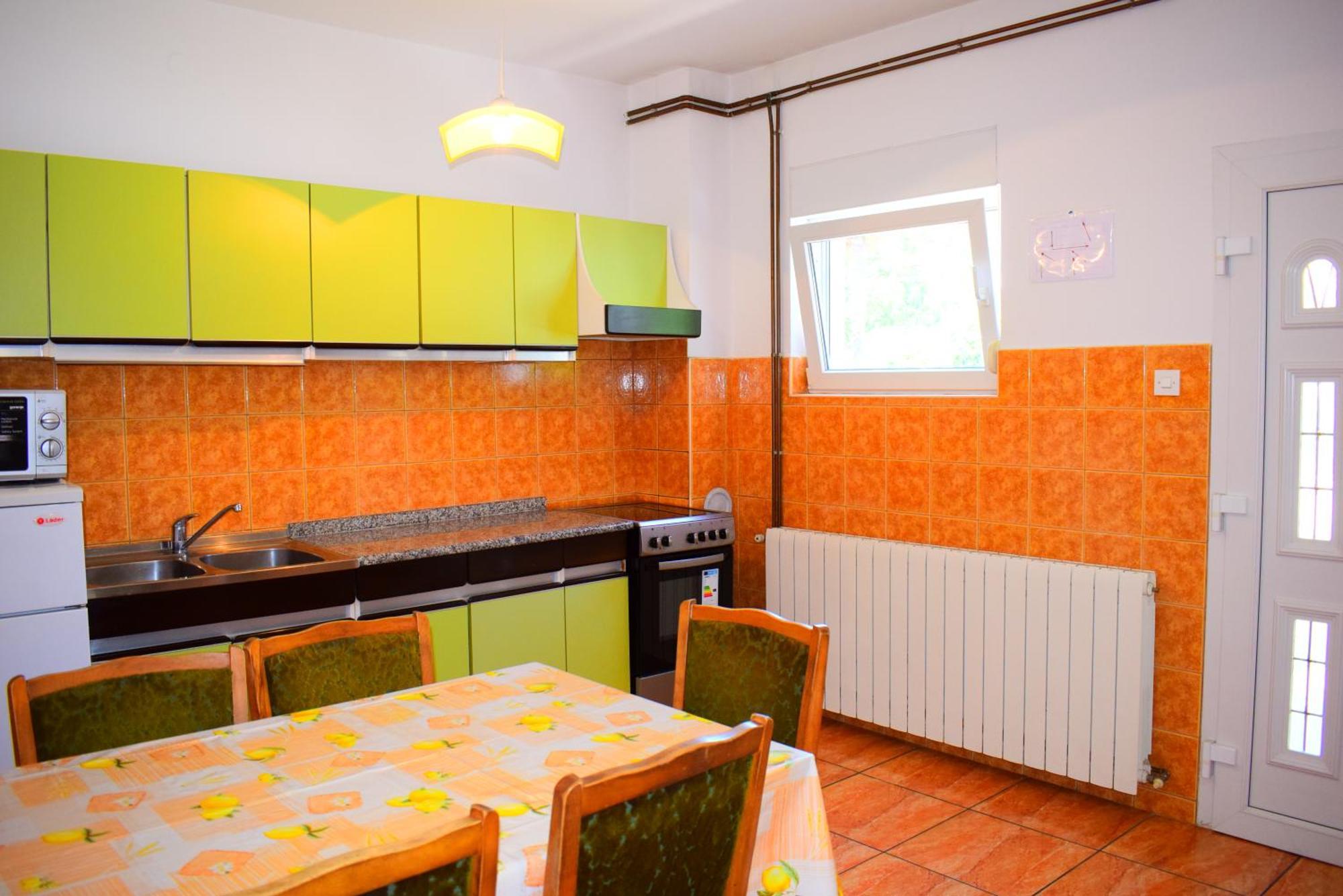 Apartments Milica Малинска Стая снимка